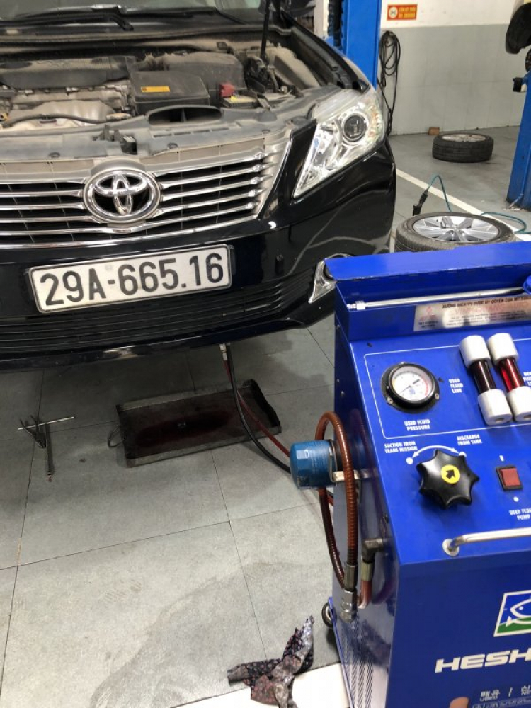 Xe ô tô đi bao nhiêu km thì thay nhớt hộp số các bác? xe em CVT