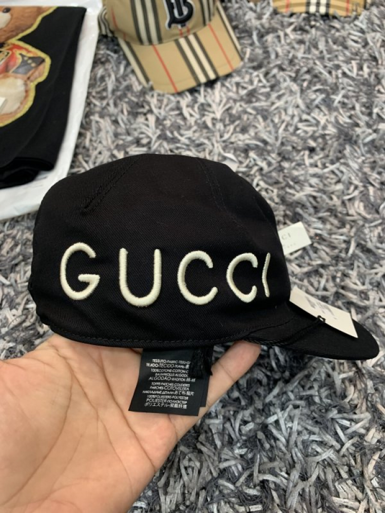 Thái Dương Authentic-Chuyên Bán Đồ Hiệu Gucci Fendi Dolce Hermes Givenchy LV Balenciaga,Saint,Ds v.v Thái Dương Authentic-Chuyên Bán Đồ Hiệu Gucci Fendi Dolce Hermes Givenchy LV Balenciaga,Saint,Ds v.v