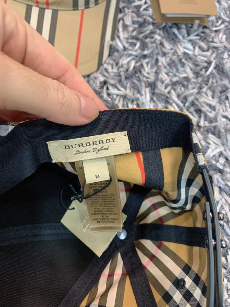 Thái Dương Authentic-Chuyên Bán Đồ Hiệu Gucci Fendi Dolce Hermes Givenchy LV Balenciaga,Saint,Ds v.v Thái Dương Authentic-Chuyên Bán Đồ Hiệu Gucci Fendi Dolce Hermes Givenchy LV Balenciaga,Saint,Ds v.v