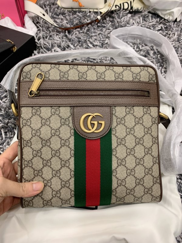 Thái Dương Authentic-Chuyên Bán Đồ Hiệu Gucci Fendi Dolce Hermes Givenchy LV Balenciaga,Saint,Ds v.v