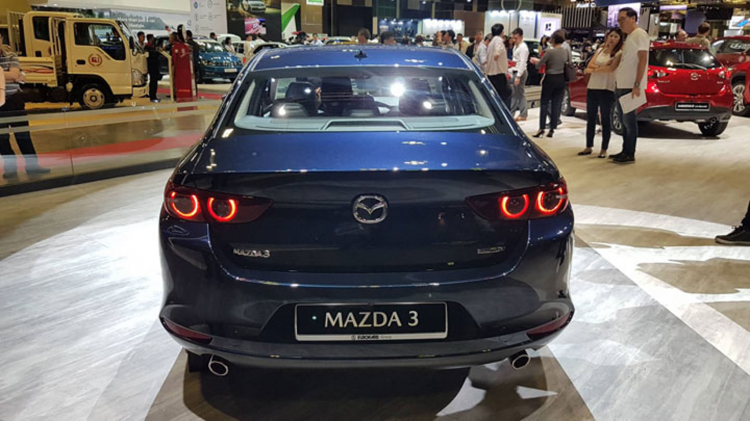 Máy Mazda SkyActiv-X 2.0L trên Mazda3 mạnh hơn 24 mã lực so với máy 2.0L SkyActiv-G