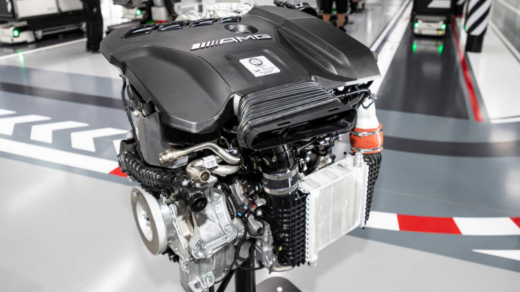 Mercedes-AMG giới thiệu động cơ 2.0L tăng áp mới (M139) dùng trên dòng “45” mạnh 416hp