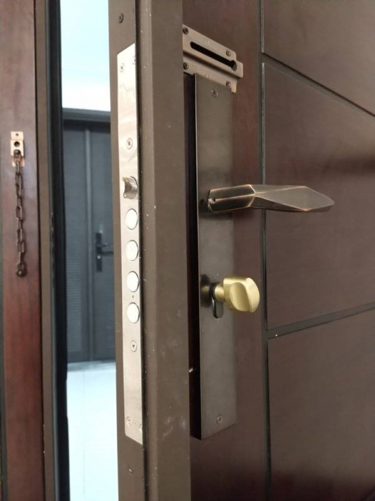 Khoá từ căn hộ Khoá từ căn hộ