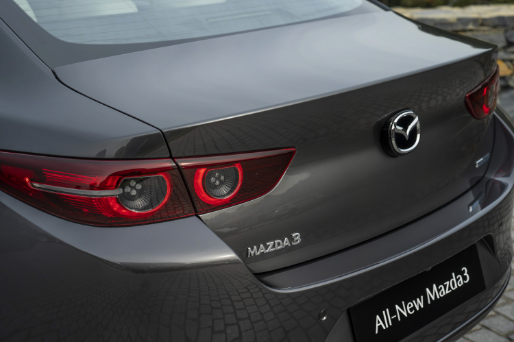 Mazda3 thế hệ mới chốt lịch ra mắt tại Malaysia vào tháng sau; giá dự kiến từ 764 triệu đồng