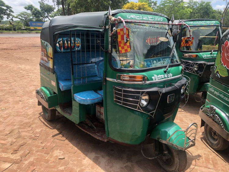Em đến nơi thế giới bỏ quên...Bangladesh...Bhutan Em đến nơi thế giới bỏ quên...Bangladesh...Bhutan