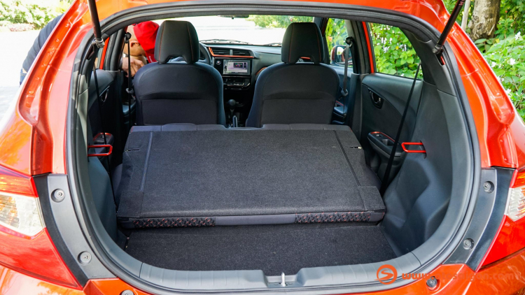 Lái thử và đánh giá Honda Brio: Thiết kế năng động trẻ trung, cảm giác lái hay Lái thử và đánh giá Honda Brio: Thiết kế năng động trẻ trung, cảm giác lái hay