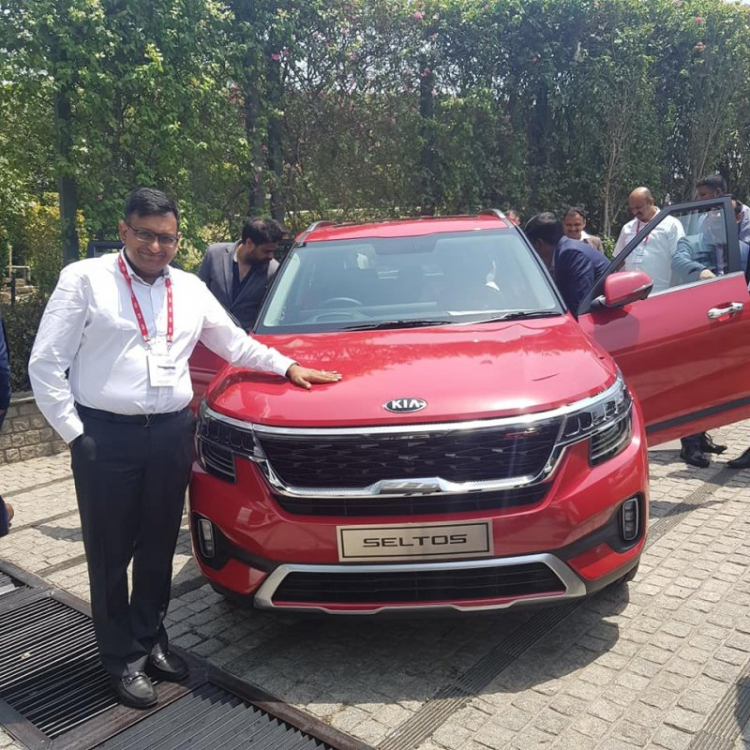 Kia Seltos chính thức ra mắt: Thách thức C-HR, HR-V hay EcoSport Kia Seltos chính thức ra mắt: Thách thức C-HR, HR-V hay EcoSport