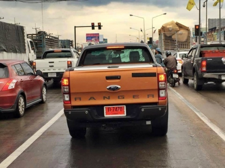 “Ảnh sống” Ford Ranger 2015 trên đường phố