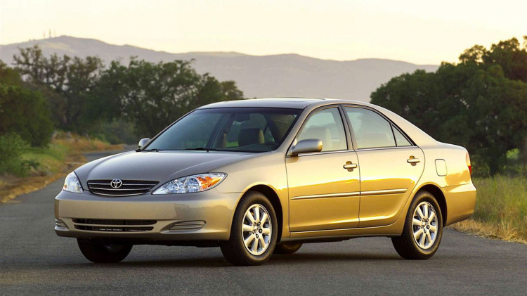 Toyota Camry LE 2003 nhập Mỹ giá 310 triệu mua được không các bác?