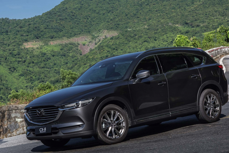 So sánh sự khác biệt giữa Mazda CX-8 và Hyundai SantaFe So sánh sự khác biệt giữa Mazda CX-8 và Hyundai SantaFe