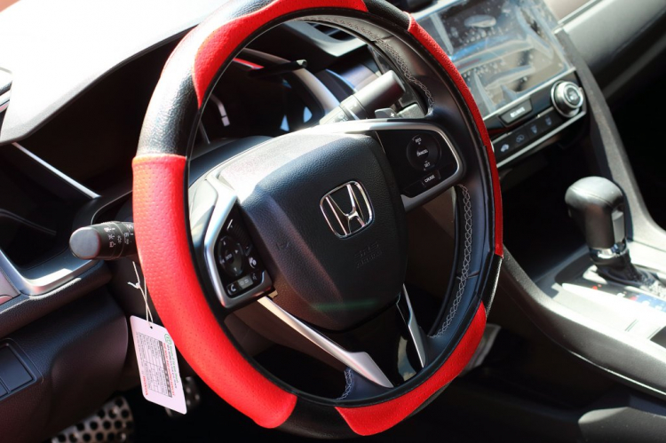 ***** Honda Civic 1.5L Turbo đúng 12.000 km (full hình HD)