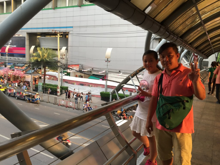Chân ngắn xuyên Lào - Đường bộ qua Thái đi Pattaya 2500km ngộ hơn fly Chân ngắn xuyên Lào - Đường bộ qua Thái đi Pattaya 2500km ngộ hơn fly