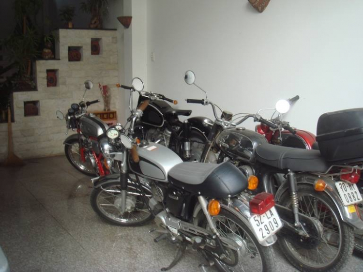 Gara độ / sửa chữa Jeep cổ.. Gara độ / sửa chữa Jeep cổ..