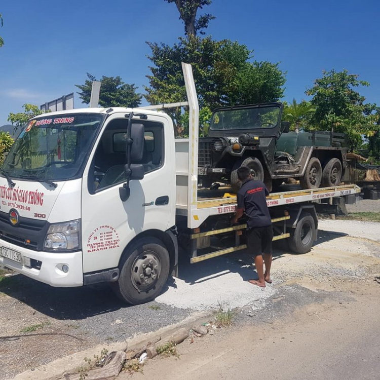 Gara độ / sửa chữa Jeep cổ.. Gara độ / sửa chữa Jeep cổ..