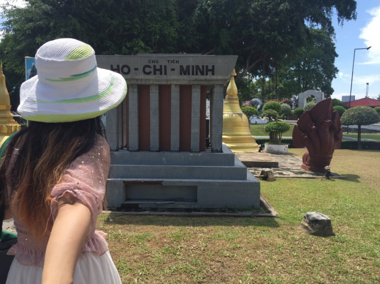Chân ngắn xuyên Lào - Đường bộ qua Thái đi Pattaya 2500km ngộ hơn fly Chân ngắn xuyên Lào - Đường bộ qua Thái đi Pattaya 2500km ngộ hơn fly