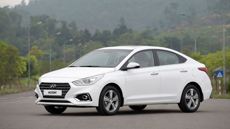 Quyết tâm cạnh tranh với Hyundai Accent, Toyota Vios hạ giá hơn 40 triệu đồng
