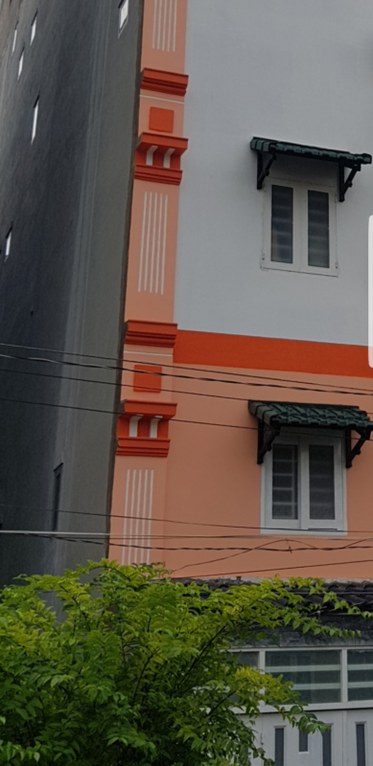 Ngăn hàng xóm xây nhà trổ cửa sổ sang sân nhà Ngăn hàng xóm xây nhà trổ cửa sổ sang sân nhà