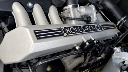 Used-2004-Rolls-Royce-Phantom.jpg