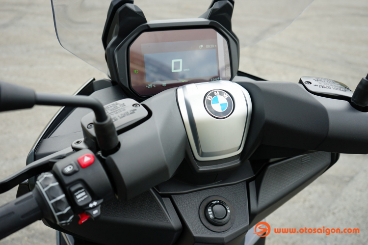 BMW Motorrad Việt Nam giới thiệu xe tay ga PKL cao cấp C400X và C400GT giá từ 289 - 319 triệu đồng