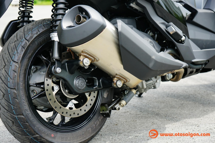 BMW Motorrad Việt Nam giới thiệu xe tay ga PKL cao cấp C400X và C400GT giá từ 289 - 319 triệu đồng BMW Motorrad Việt Nam giới thiệu xe tay ga PKL cao cấp C400X và C400GT giá từ 289 - 319 triệu đồng
