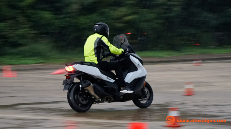 BMW Motorrad Việt Nam giới thiệu xe tay ga PKL cao cấp C400X và C400GT giá từ 289 - 319 triệu đồng BMW Motorrad Việt Nam giới thiệu xe tay ga PKL cao cấp C400X và C400GT giá từ 289 - 319 triệu đồng