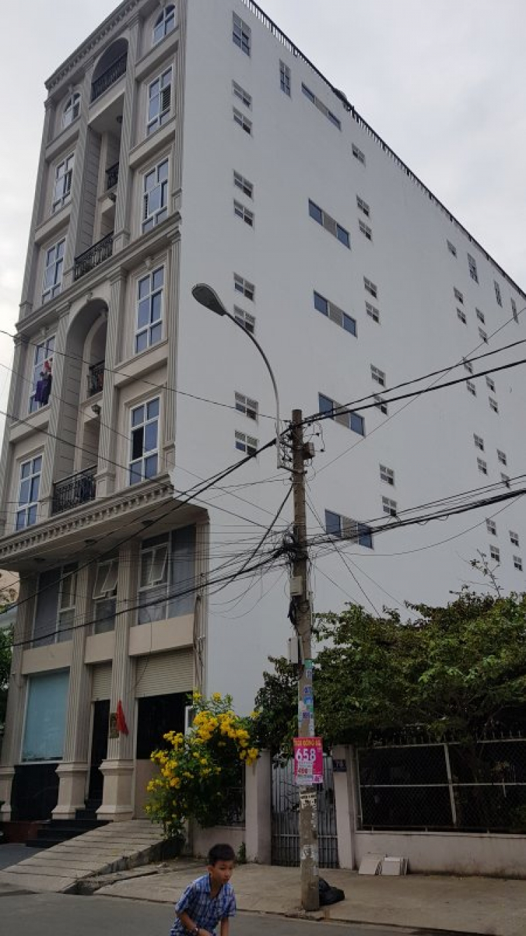 Ngăn hàng xóm xây nhà trổ cửa sổ sang sân nhà Ngăn hàng xóm xây nhà trổ cửa sổ sang sân nhà