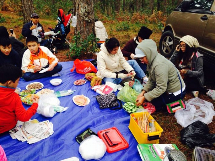 Hình ảnh chuyến Caravan - Đà Lạt vào đông - Kết hợp từ thiện và Ra mắt thành viên mới. Hình ảnh chuyến Caravan - Đà Lạt vào đông - Kết hợp từ thiện và Ra mắt thành viên mới.