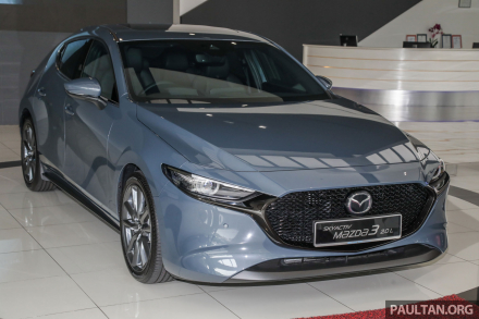 otosaigon_Mazda3 HB -2.jpg