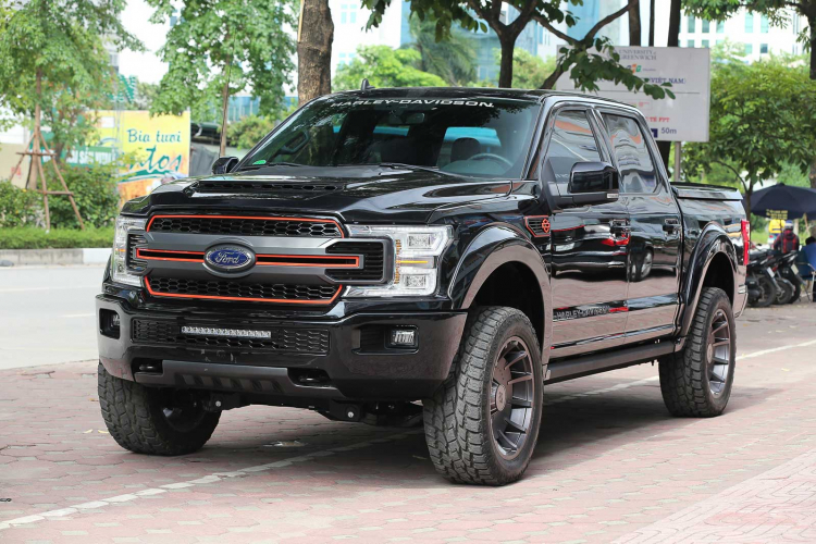 Chiêm ngưỡng bán tải Ford F-150 Harley-Davidson cực hiếm tại Việt Nam