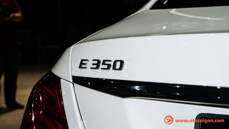 Mercedes-Benz ra mắt E-Class mới: E 200, E 200 Sport và E 350 AMG; giá từ 2,130 - 2,890 tỷ đồng