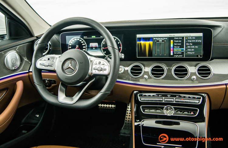 Mercedes-Benz ra mắt E-Class mới: E 200, E 200 Sport và E 350 AMG; giá từ 2,130 - 2,890 tỷ đồng