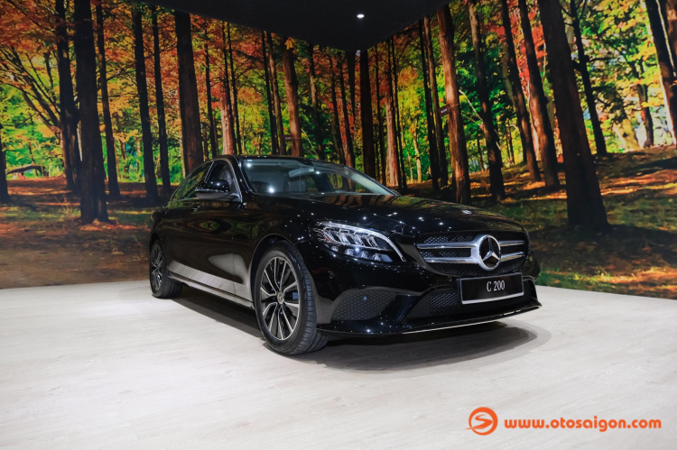 Dạo một vòng Triển lãm Mercedes-Benz Fascination 2019: GLC cán mốc 8.000 chiếc tại Việt Nam