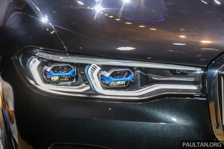 Giá bán BMW X7 xDrive40i ở Malaysia rẻ hơn tại Việt Nam khoảng 2,5 tỷ đồng