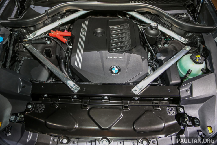 Giá bán BMW X7 xDrive40i ở Malaysia rẻ hơn tại Việt Nam khoảng 2,5 tỷ đồng