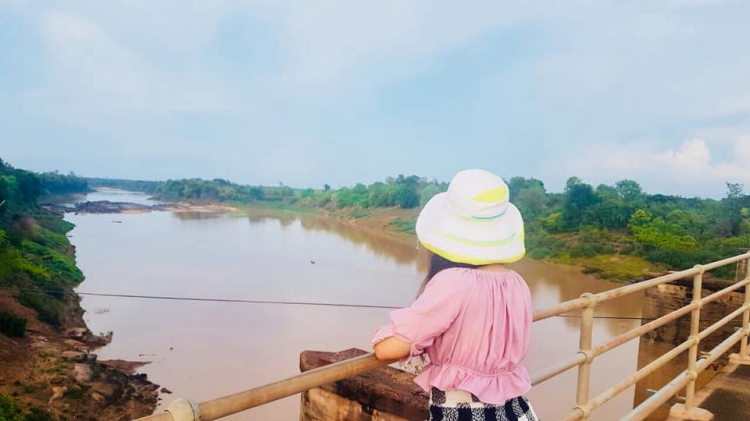 Chân ngắn xuyên Lào - Đường bộ qua Thái đi Pattaya 2500km ngộ hơn fly Chân ngắn xuyên Lào - Đường bộ qua Thái đi Pattaya 2500km ngộ hơn fly