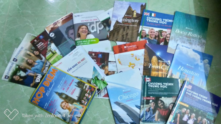 Cho con đi Canada học từ lớp 10