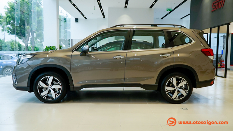 Subaru VN khai trương showroom mới; chính thức ra mắt Forester mới giá khuyến mãi từ 990 triệu đồng