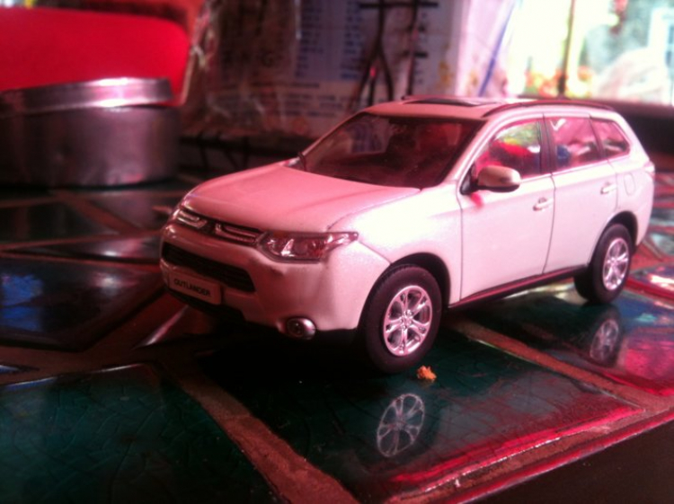 Đồ chơi xe Mitsubishi