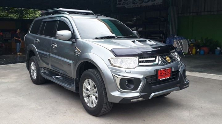 mitsubishi pajero sport