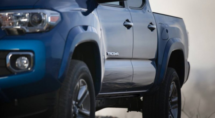 Toyota Tacoma 2016 lộ diện "dung nhan"