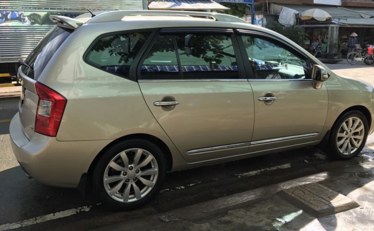 Bán xe Kia Carens 2.0MT cuối 2012