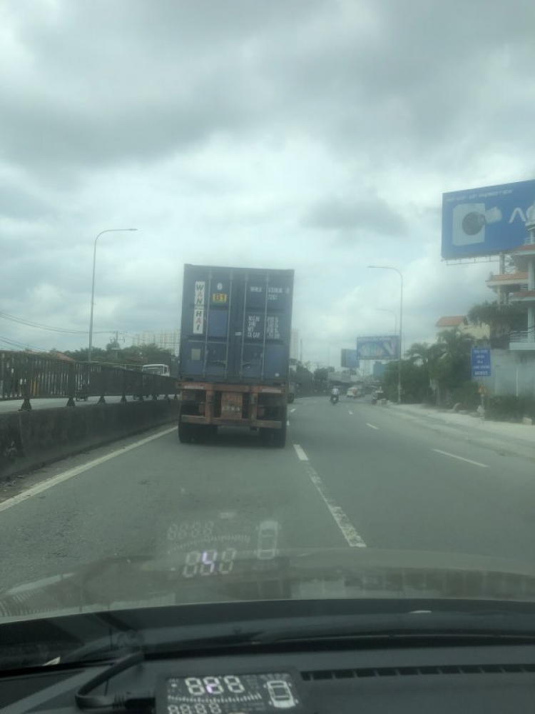 Đây là lý do thùng cont hay rớt khỏi xe? Đây là lý do thùng cont hay rớt khỏi xe?