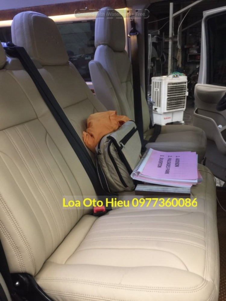 Độ Limousine và âm thanh Ford Transit