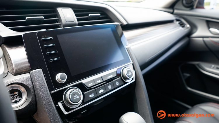 Giới thiệu Honda Civic RS 2019: Thiết kế thể thao, nổi bật trong phân khúc sedan hạng C Giới thiệu Honda Civic RS 2019: Thiết kế thể thao, nổi bật trong phân khúc sedan hạng C