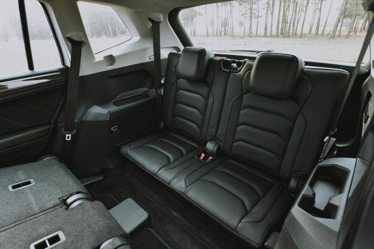 So sánh Tiguan Allspace LUXURY với Mazda CX-8 và Peugeot 5008 So sánh Tiguan Allspace LUXURY với Mazda CX-8 và Peugeot 5008