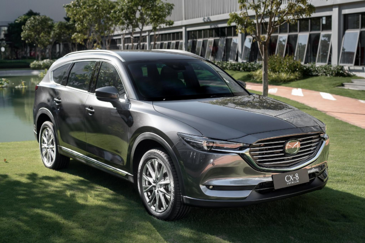 So sánh Tiguan Allspace LUXURY với Mazda CX-8 và Peugeot 5008