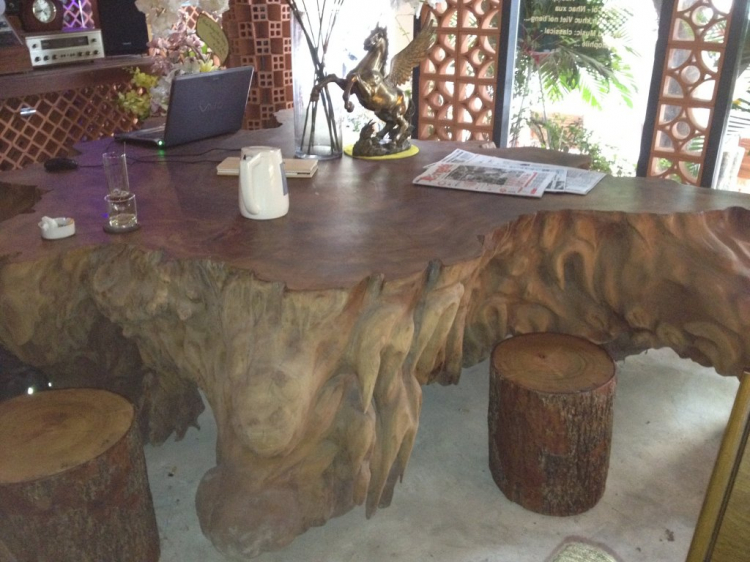 Khoe đồ nội thất gỗ tự nhiên Khoe đồ nội thất gỗ tự nhiên