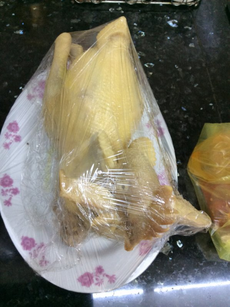 Hỏi nhanh: gà cúng là trống hay mái ? Hỏi nhanh: gà cúng là trống hay mái ?
