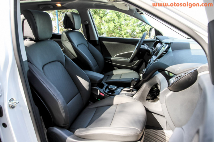 Cảm nhận Hyundai SantaFe 2015: sang trọng và hợp lý hơn Cảm nhận Hyundai SantaFe 2015: sang trọng và hợp lý hơn