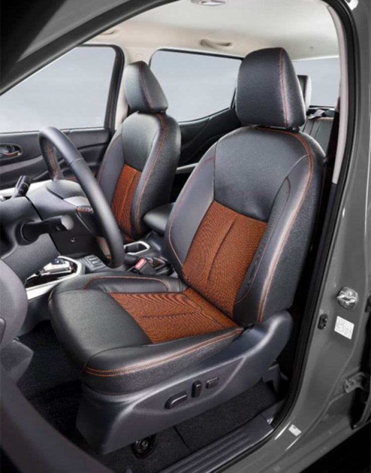 Bán tải Nissan Navara ‘’ngầu’’ hơn với phiên bản Black Edition mới Bán tải Nissan Navara ‘’ngầu’’ hơn với phiên bản Black Edition mới